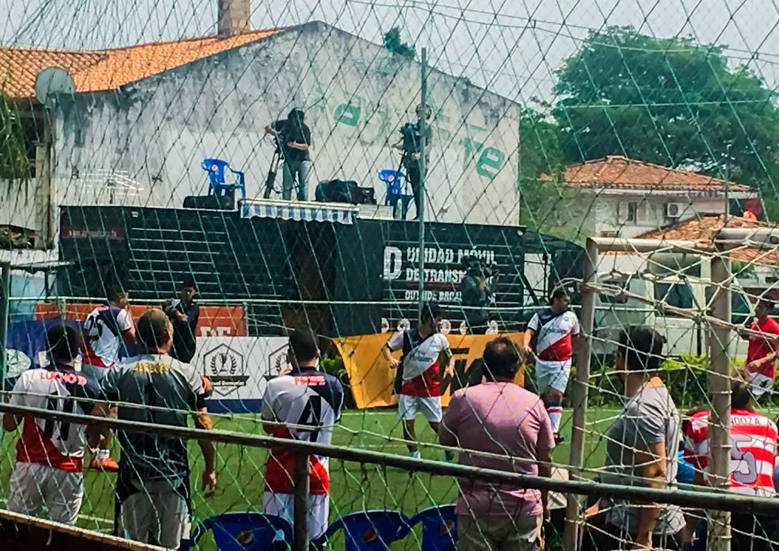 Cobertura deportiva en exteriores para Unicanal